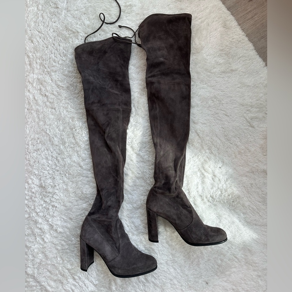 Stuart Weitzman Suede Over the Knee Heeled Boots in Taupe/Gray